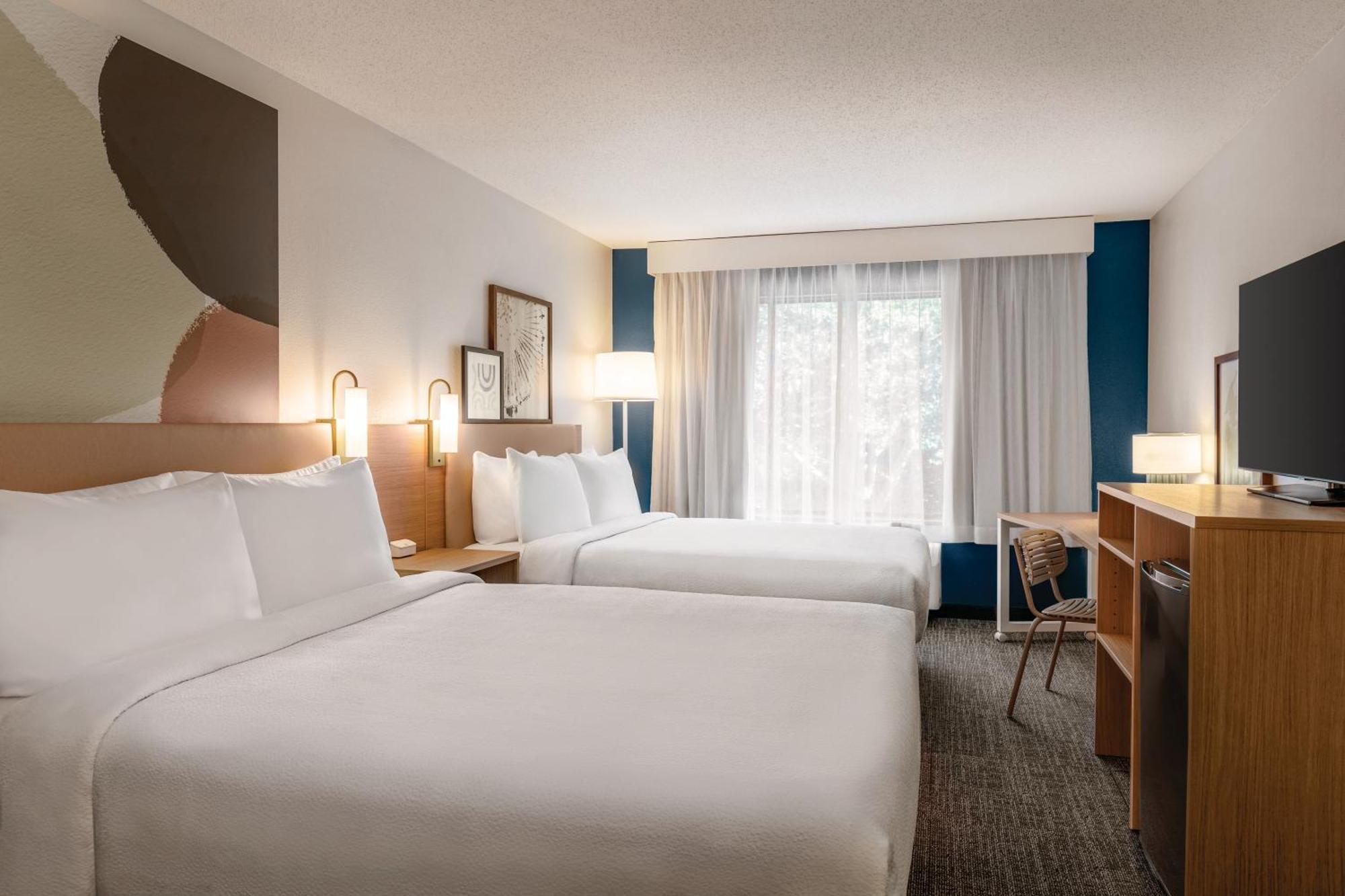 Spark By Hilton Mystic Groton Екстериор снимка