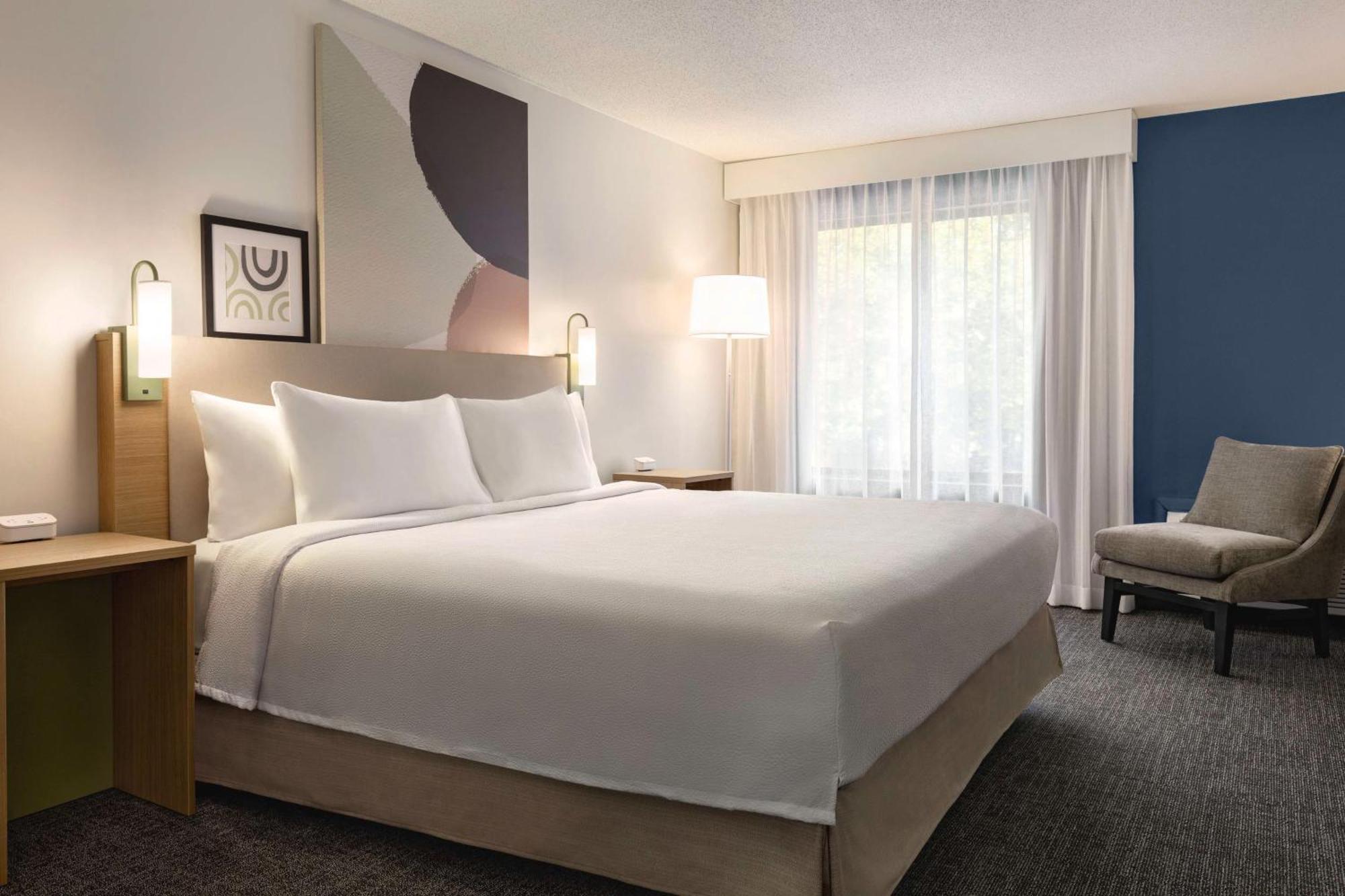 Spark By Hilton Mystic Groton Екстериор снимка